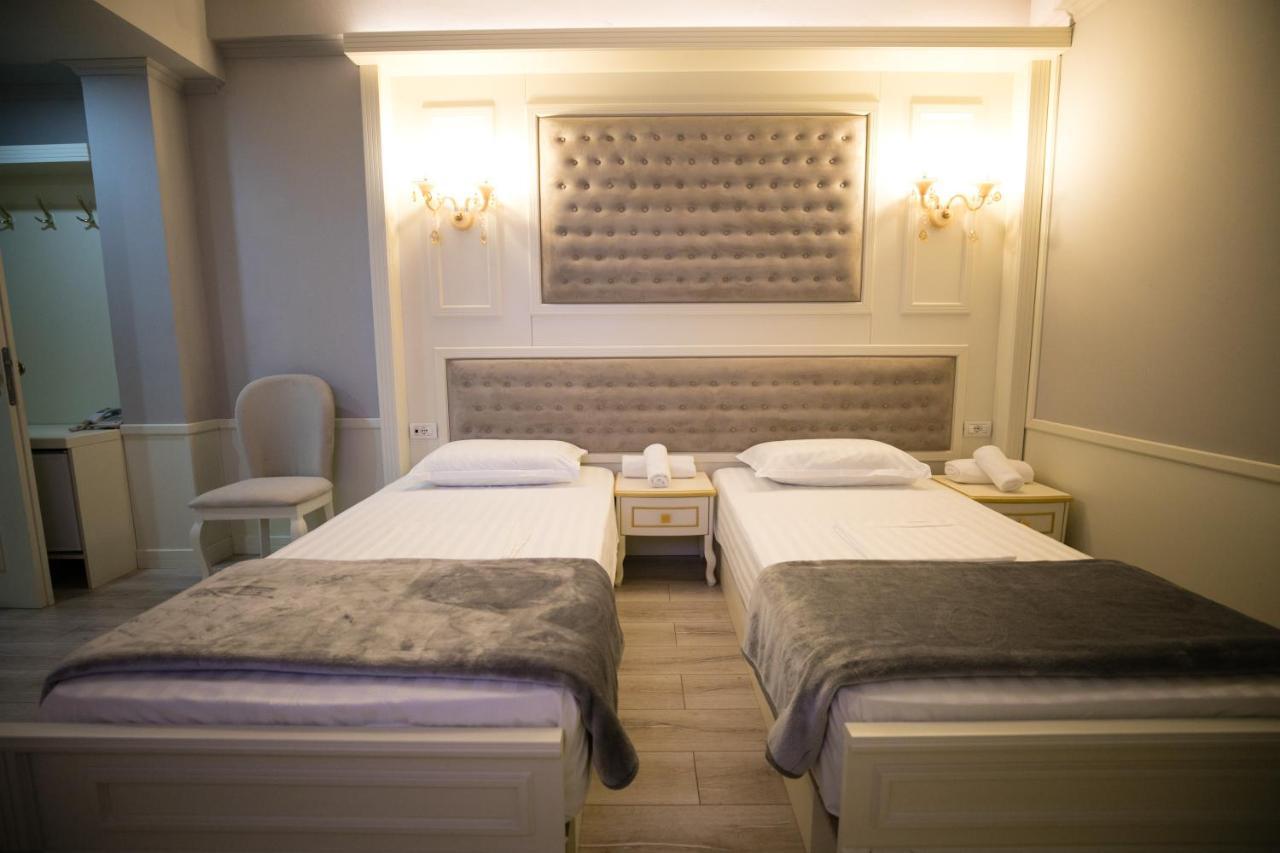 Hotel Lotus Тирана Екстериор снимка