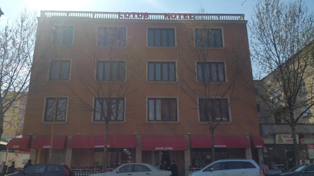 Hotel Lotus Тирана Екстериор снимка